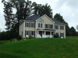 13 Zoe Ln, Newton, NH 03858