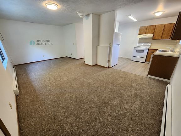 3rd image of 3217 N Lee St APT B