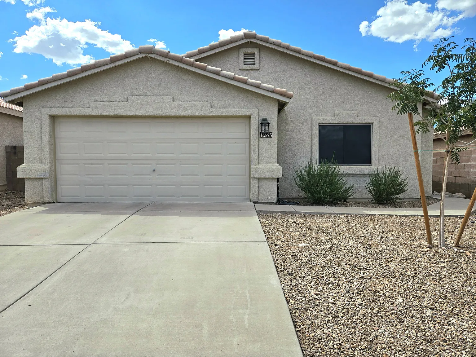 4 bed, 1663 sqft, $2,000 — Photo 1