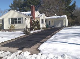 52 Glendale Rd, Attleboro, MA 02703