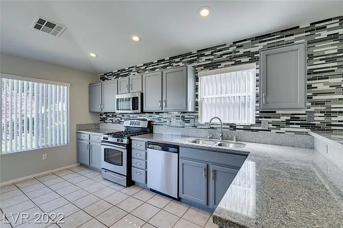 279 Deerleap Cir — Photo 12