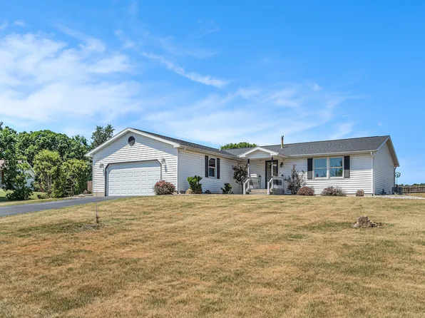 4068 N Andrea Dr, La Porte, IN 46350