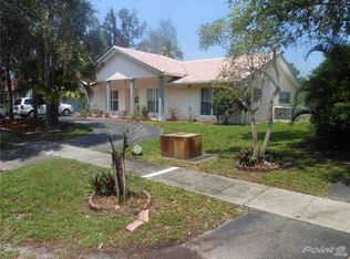 1940 SW 51st Ter, Plantation, FL 33317