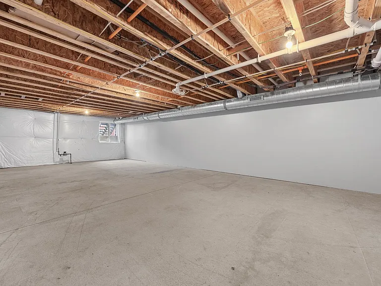 457 2nd Ave SW — Photo 22