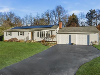 7 Manor Drive, Trumbull, CT, 06611