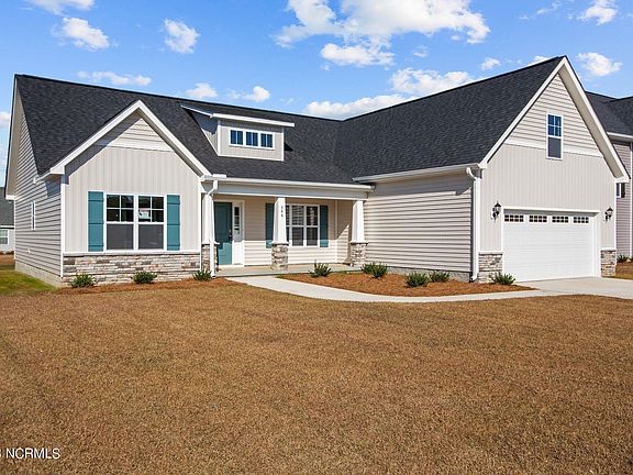 3rd image of 344 Oleander Drive