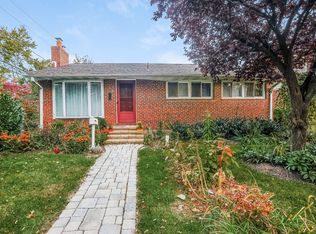 10 Sandsbury Rd, Lutherville Timonium, MD 21093