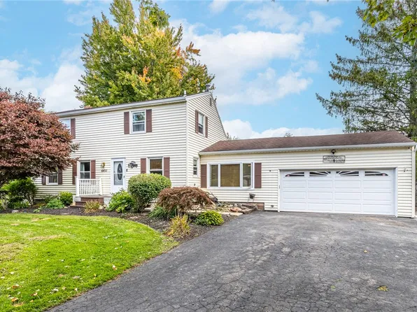 6432 Lakeside Rd, Ontario, NY 14519