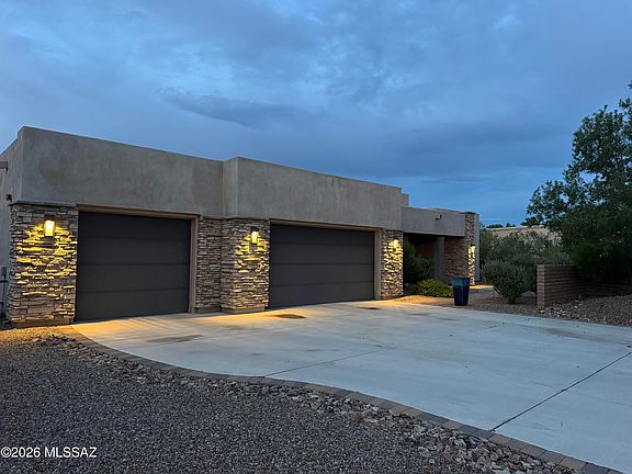 2nd image of 1435 S Walnut Spring Pl