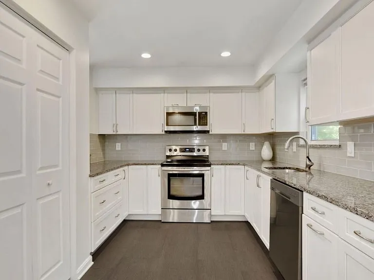 505 McManus Way #505 — Photo 4