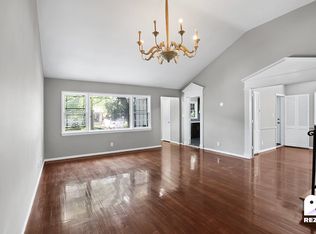 200-17 Keno Ave #1, Hollis, NY 11423