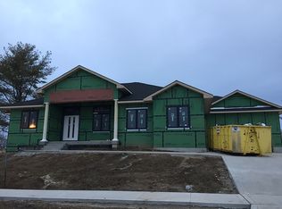 715 Silverleaf Ln, Waukee, IA 50263