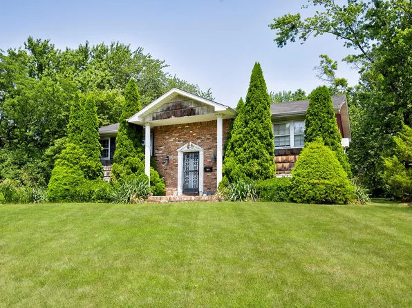 107 Caramel Road, Commack, NY 11725