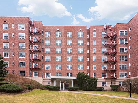 2nd image of 1304 Midland Ave APT C70