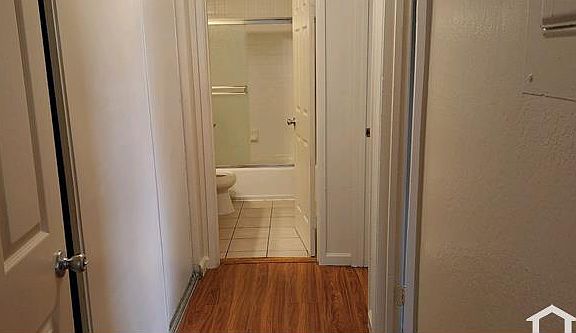 5th image of 692 Richmond Ave APT 2