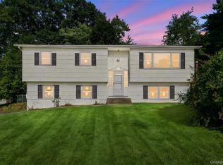 1 S Delaware Dr, Nyack, NY 10960