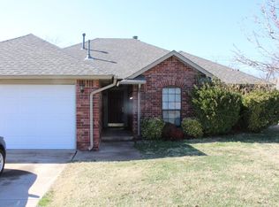 2705 Tracys Ter, Edmond, OK 73013