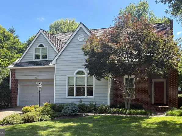 11201 Shadowmere Mews, Columbia, MD 21044