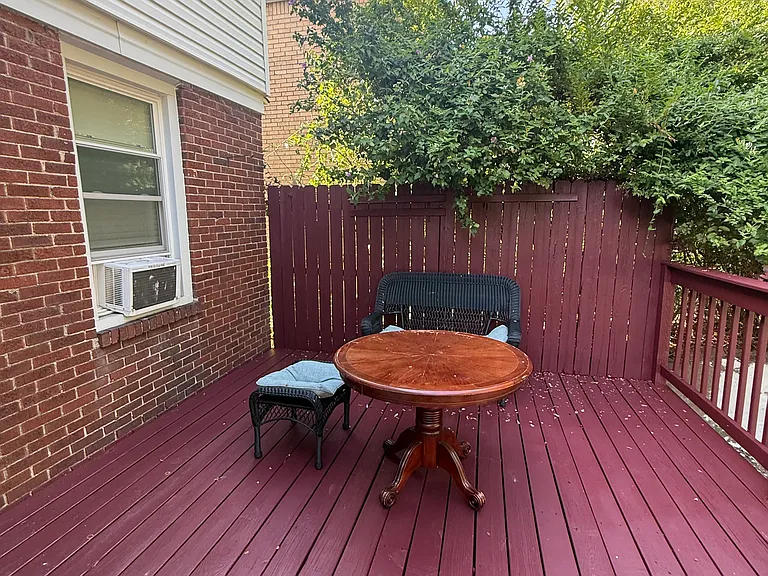 1331 Methyl St — Photo 16
