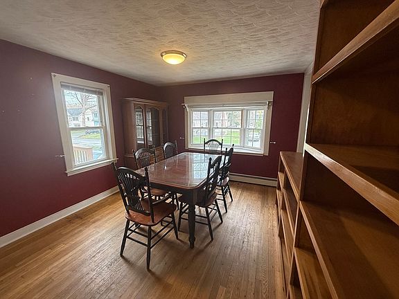 4th image of 43 Manor Rd