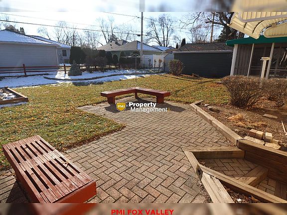 5th image of 301 E McArthur St