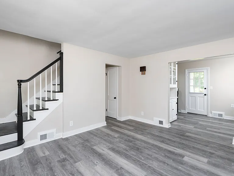 1434 Mulberry St — Photo 6