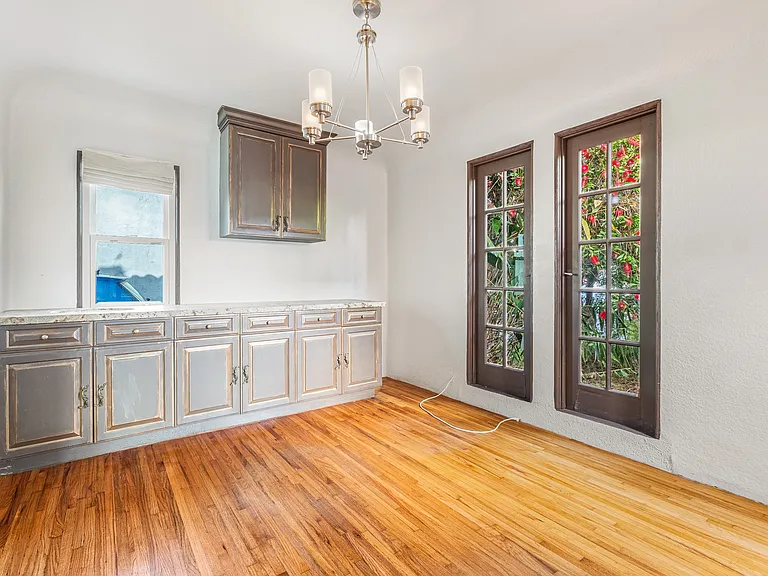 506 Palomar Ave — Photo 8