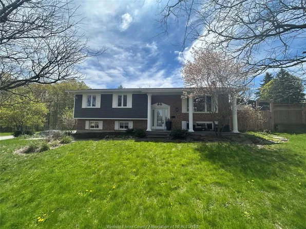 1 Sunset Pl, Woolwich, ON N3B 3E2