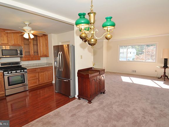 2nd image of 19 Seeley Dr