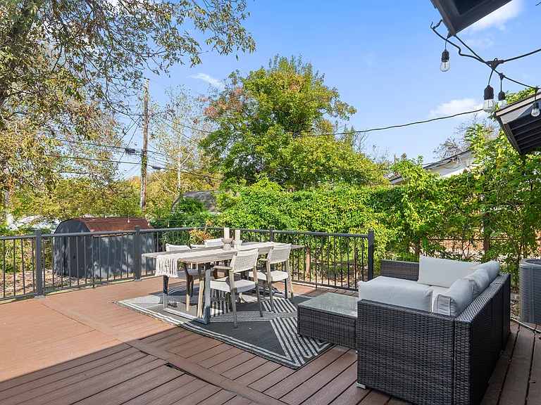 6802 Duquesne Dr — Photo 20