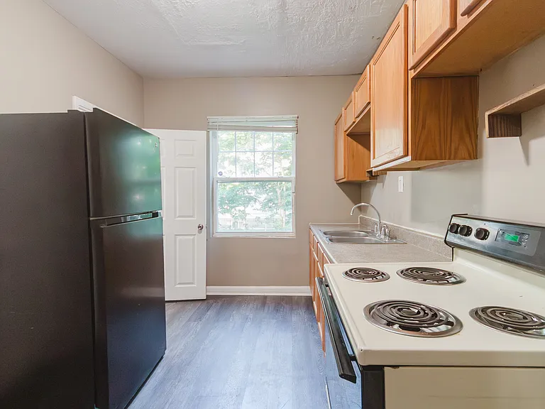 1103 N Keystone Ave — Photo 7