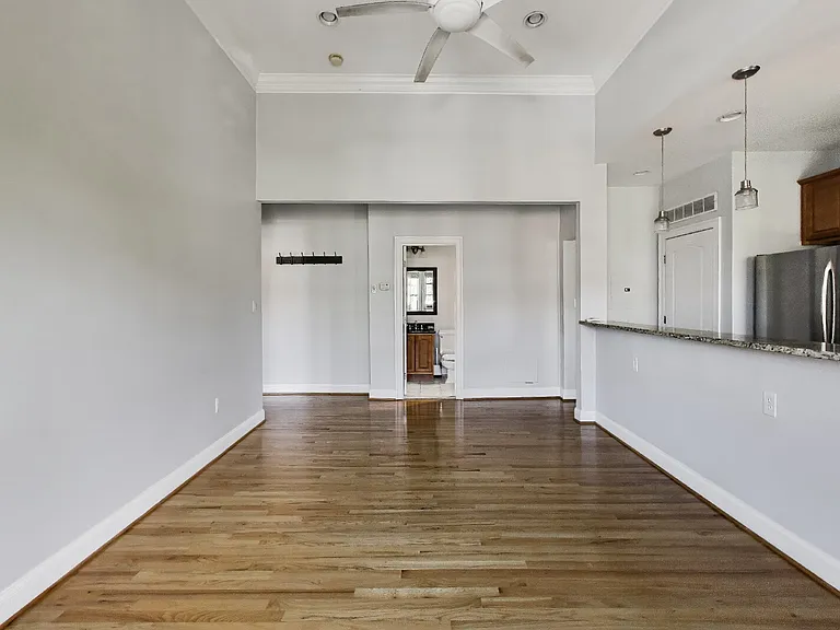 1929 1st St NW #204 — Photo 5