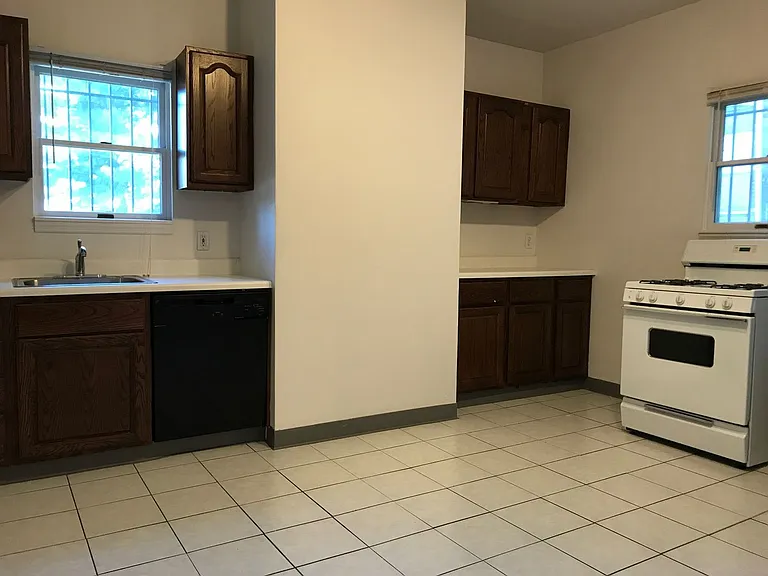 4707 Maripoe Street — Photo 3