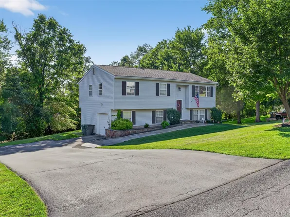 3 Stanford Drive, Highland Mills, NY 10930