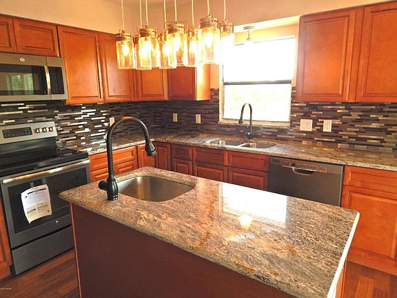 2nd image of 1560 Ray Lyn Dr