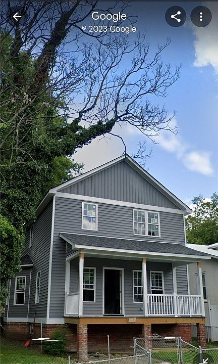 1st image of 2208 5th Ave