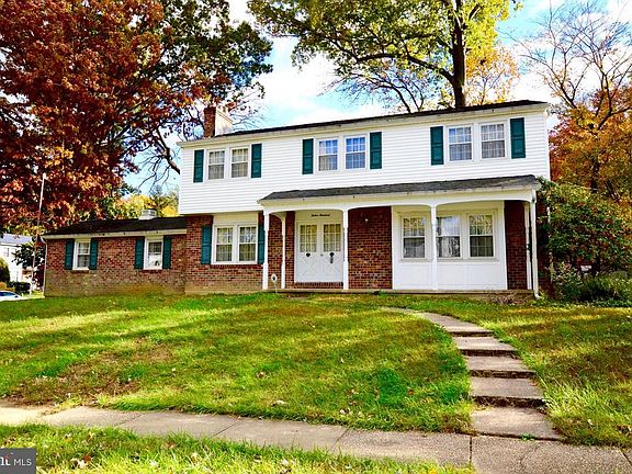 2nd image of 1200 Marywood Dr