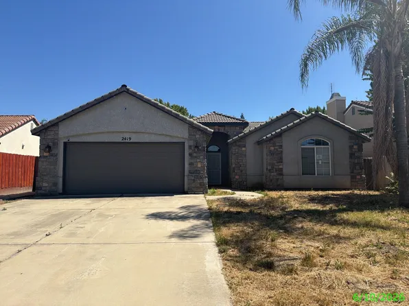 2419 E Oak Avenue, Visalia, CA 93292