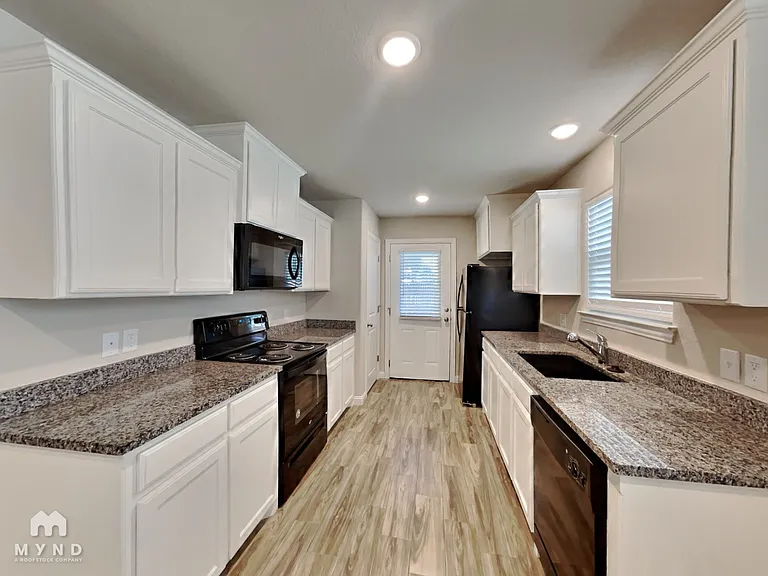 724 Rolling Terrace Cir — Photo 6