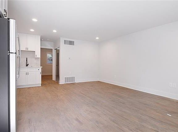 2nd image of 1444 Josephine St