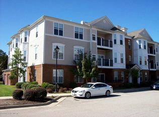 633 Claire Ln, Newport News, VA 23602