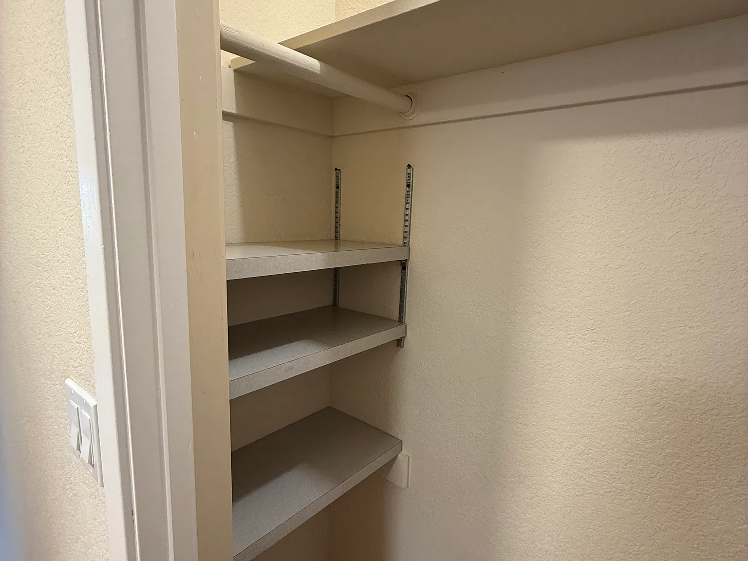 2 bed, 1104 sqft, $3,100 — Photo 3