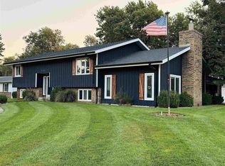 702 N Washington St, Lindsborg, KS 67456