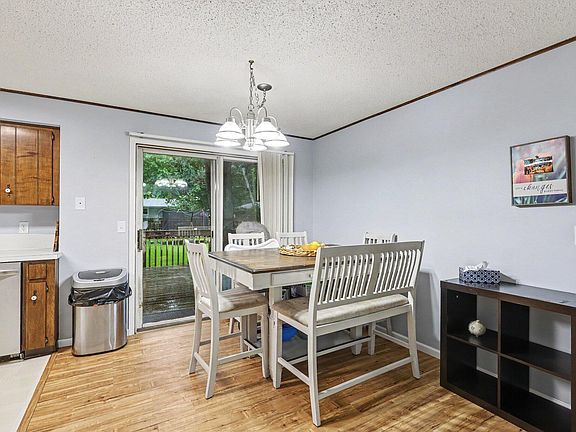 4th image of 1830 Kings Ct