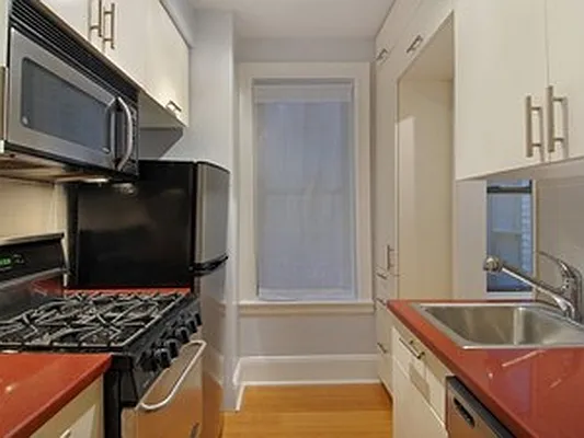 Sold by Corcoran | media 2