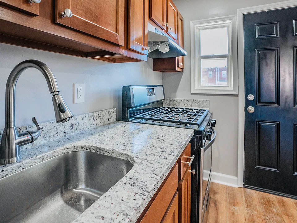 213X Cockspur Rd