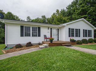 584 Kings Store Rd NE, Floyd, VA 24091