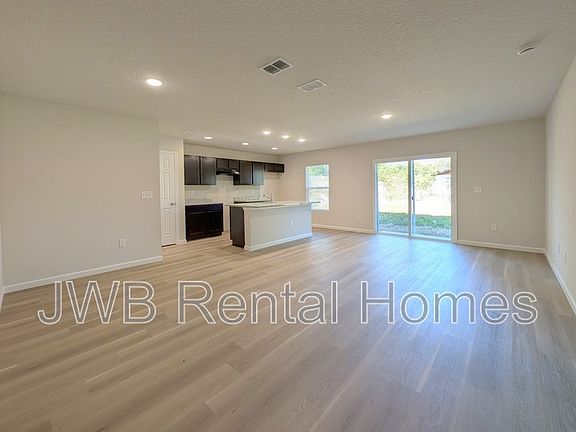 4th image of 1737 W 30th St