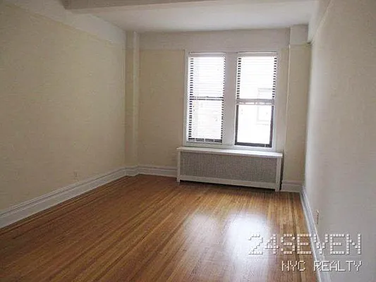 Rented by 24 7 NYC Realty Inc. | media 44
