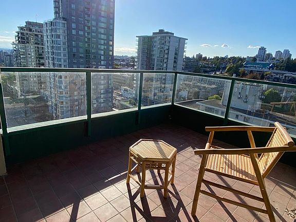 4th image of 420 Carnarvon St #1603